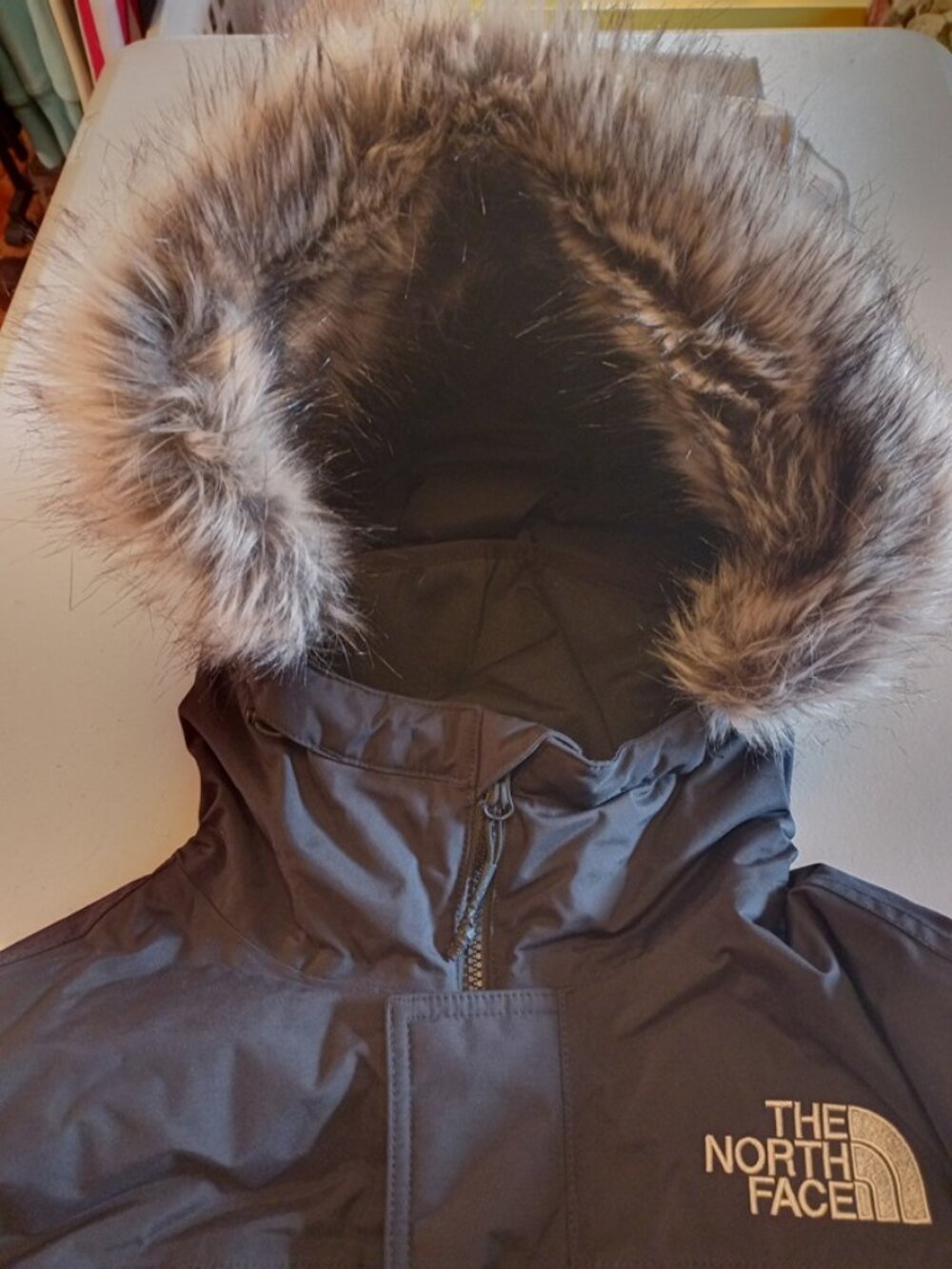 The North Face McMurdo Gotham Parka Hooded Down Jacket Coat Adult Medium EUC - Picture 3 of 9